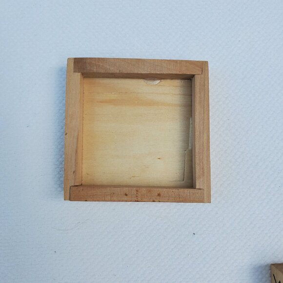 Wooden Tic Tac Toe Family Travel Mini Board Game - Picture 4 of 4